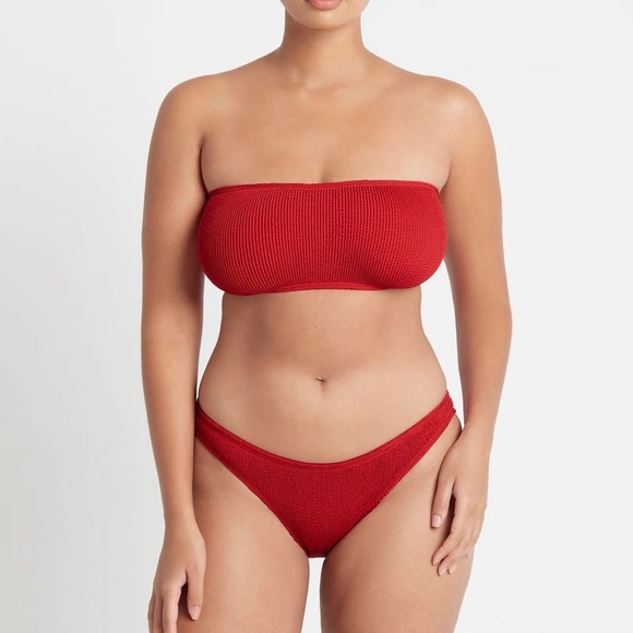 Sierra top in baywatch red - Picture 3 of 3